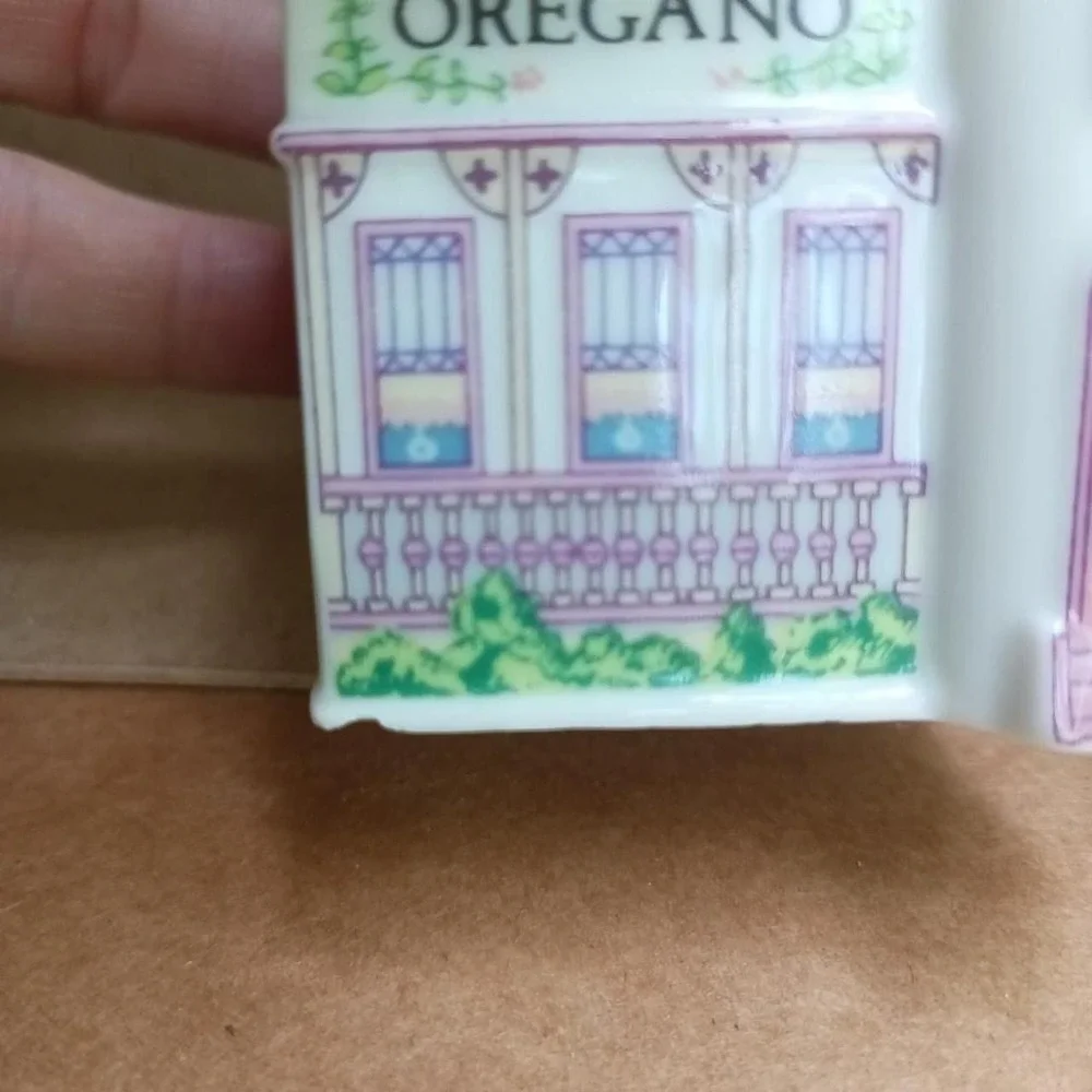 Vintage 1989, Lenox, spice village OREGANO house, spice jar, porcelain, cottage